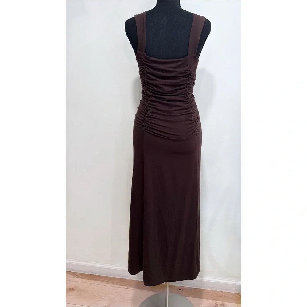 Reformation Suvi Knit Sweetheart Neckline Ruched Stretch Jersey Brown Midi Dress - Picture 7 of 13